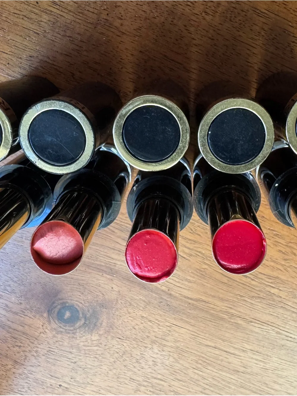 Set of 5 Revlon super lustrous lipsticks